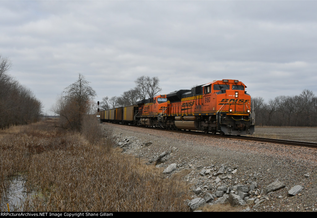 BNSF 9180